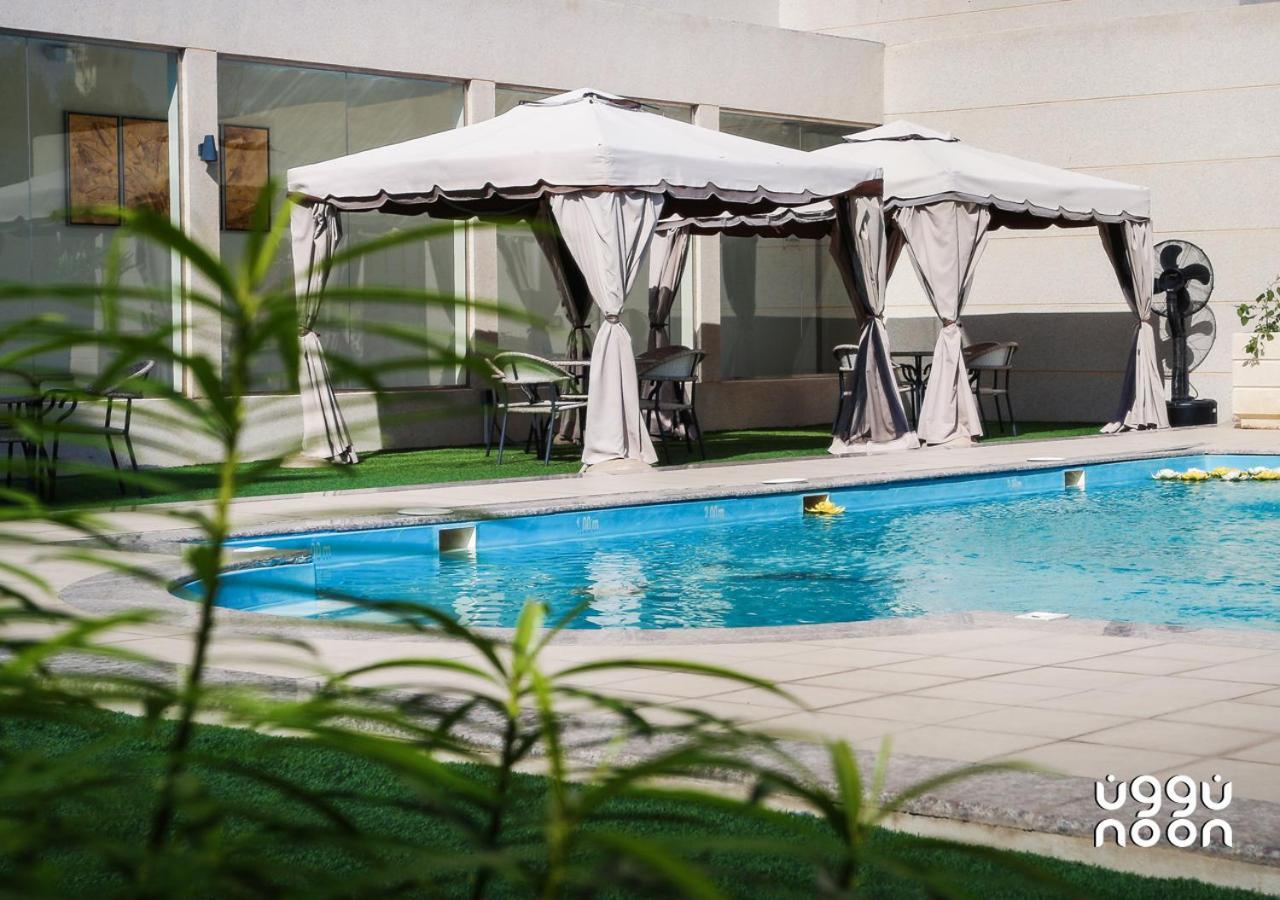 Noon Hotel Suites Khafji Buitenkant foto